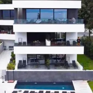 4* Aparthotel V With Pool And Breakfast